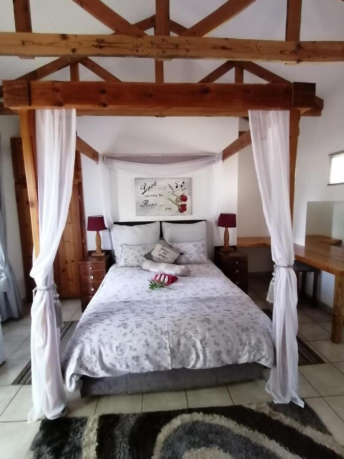 Guinea Feather Country Lodge & Spa Гроблерсдал Экстерьер фото